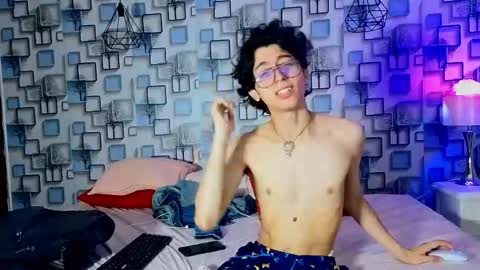 Sebastin online show from May 23, 2026, 12:09 pm