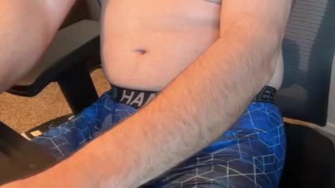 Snapshot of twinkboylover321 chatting on March 9, 2025, 5:17 pm Tell me what to do online show from March 9, 2025, 5:17 pm