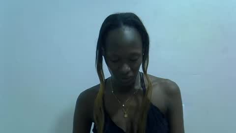 BABY TIA online show from November 13, 2025, 11:53 am