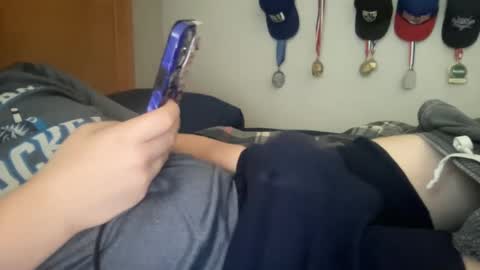 Snapshot of twinkmikexxx12 chatting on February 14, 2025, 3:26 pm mike online show from February 14, 2025, 3:26 pm