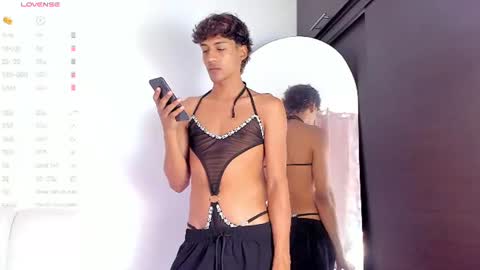 Snapshot of twinksboys_23 chatting on July 17, 2026, 2:13 pm twinksboys_23 online show from July 17, 2026, 2:13 pm