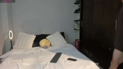 Snapshot of twintease chatting on February 4, 2025, 2:32 pm twintease online show from February 4, 2025, 2:32 pm