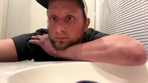 TwitchTrainee online show from February 28, 2025, 5:48 am
