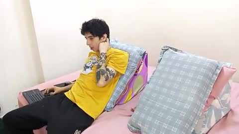 Snapshot of two_souls69 chatting on December 18, 2025, 6:14 pm Matt online show from December 18, 2025, 6:14 pm