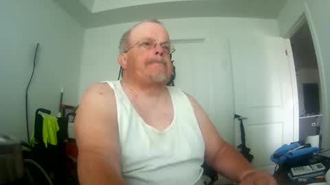 two_wheels_two_balls online show from May 13, 2026, 2:25 pm