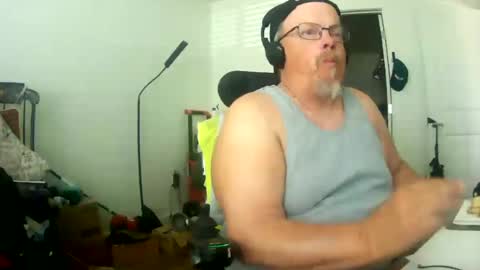 two_wheels_two_balls online show from August 4, 2026, 7:05 pm