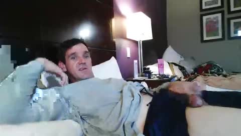 twohotforyou211 online show from February 9, 2026, 12:25 am