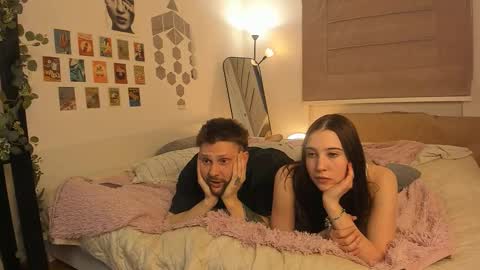 Snapshot of twoinframe chatting on February 17, 2026, 2:57 pm twoinframe online show from February 17, 2026, 2:57 pm