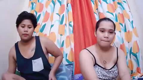 Snapshot of twowetcuties chatting on January 29, 2025, 5:30 am Lyn and lea online show from January 29, 2025, 5:30 am