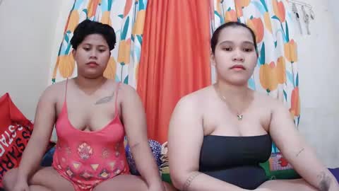 Snapshot of twowetcuties chatting on February 14, 2025, 9:03 am Lyn and lea online show from February 14, 2025, 9:03 am