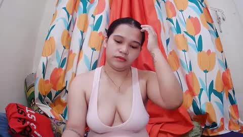 Snapshot of twowetcuties chatting on February 16, 2025, 11:26 pm Lyn and lea online show from February 16, 2025, 11:26 pm