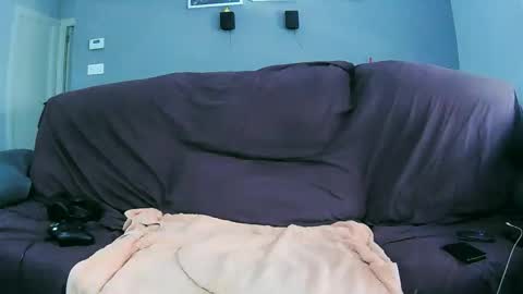 Txan  Chan online show from April 16, 2026, 10:49 am