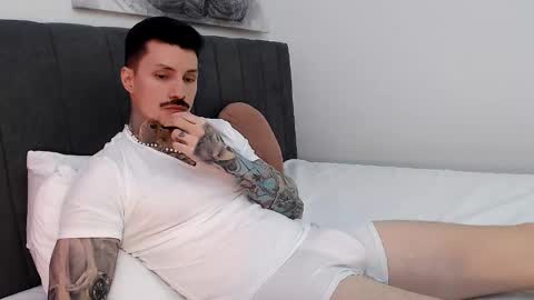 tyagodoll online show from December 17, 2025, 6:14 pm