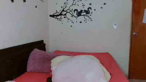 tyfanny19 online show from December 2, 2024, 8:33 pm