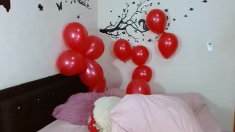 tyfanny19 online show from February 14, 2025, 7:33 pm