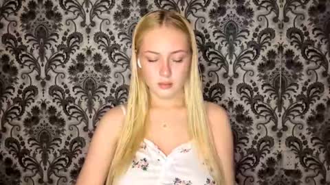 Grace online show from December 1, 2025, 1:49 pm