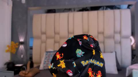  TYLA  online show from February 18, 2026, 3:35 am