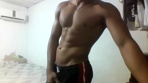 Snapshot of tyler_gold823 chatting on February 4, 2025, 1:59 pm Tyler online show from February 4, 2025, 1:59 pm