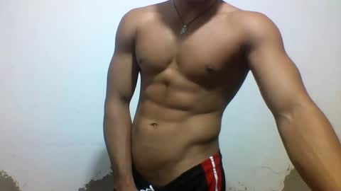 Snapshot of tyler_gold823 chatting on February 18, 2025, 1:11 pm Tyler online show from February 18, 2025, 1:11 pm