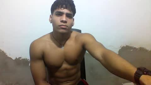 Snapshot of tyler_gold823 chatting on March 4, 2025, 1:59 pm Tyler online show from March 4, 2025, 1:59 pm