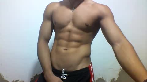 Snapshot of tyler_gold823 chatting on March 5, 2025, 2:12 pm Tyler online show from March 5, 2025, 2:12 pm