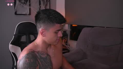 Snapshot of tyler_muscle chatting on October 11, 2025, 2:33 am David online show from October 11, 2025, 2:33 am