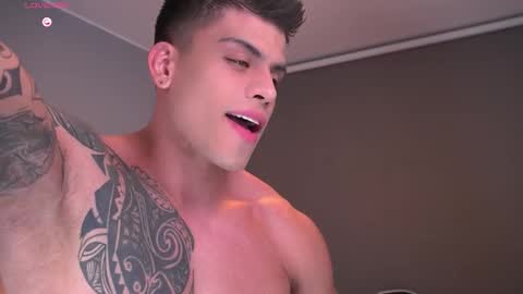 Snapshot of tyler_muscle chatting on February 19, 2026, 12:28 am David online show from February 19, 2026, 12:28 am