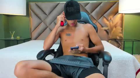 Tyler Rodriguez online show from September 30, 2025, 11:10 pm