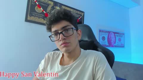 Snapshot of tylerwhiite_ chatting on February 14, 2025, 9:56 am online show from February 14, 2025, 9:56 am