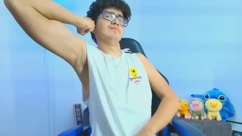 Snapshot of tylerwhiite_ chatting on September 30, 2025, 6:07 am online show from September 30, 2025, 6:07 am