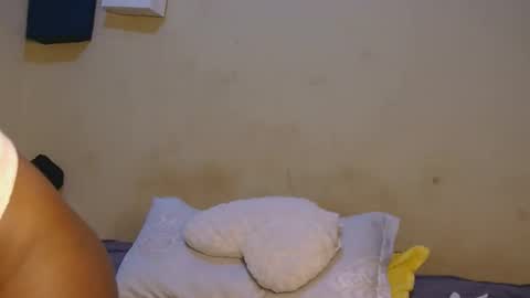 tynniee online show from May 19, 2026, 10:27 pm
