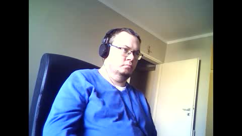 tyradi1991 online show from December 25, 2024, 11:43 am