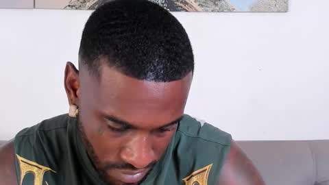 Snapshot of tyron_rulers chatting on November 5, 2025, 2:17 pm Dvid Rullers online show from November 5, 2025, 2:17 pm