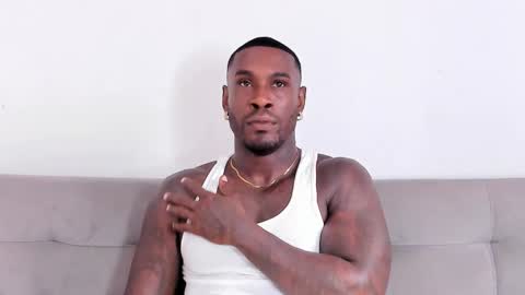 Snapshot of tyron_rulers chatting on November 20, 2025, 1:33 pm Dvid Rullers online show from November 20, 2025, 1:33 pm