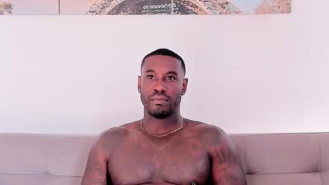 Snapshot of tyron_rulers chatting on December 1, 2025, 1:16 pm Dvid Rullers online show from December 1, 2025, 1:16 pm