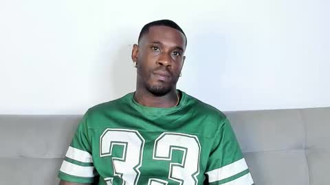 Snapshot of tyron_rulers chatting on December 2, 2025, 1:22 am Dvid Rullers online show from December 2, 2025, 1:22 am