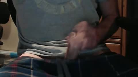 Helena and Tyson online show from December 17, 2025, 4:24 pm