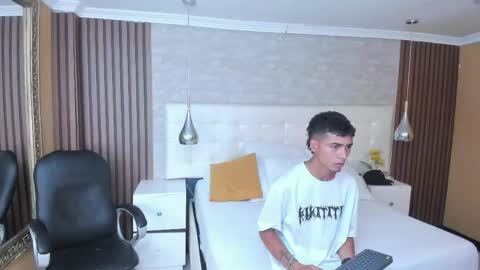 Tyson online show from April 12, 2026, 4:06 am