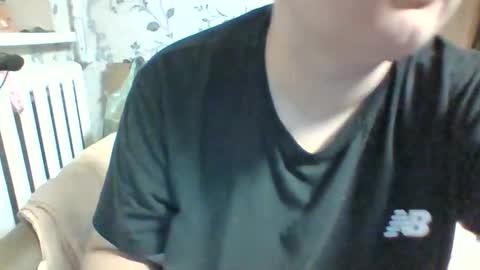 Tyuoooy3s online show from September 21, 2025, 5:25 pm