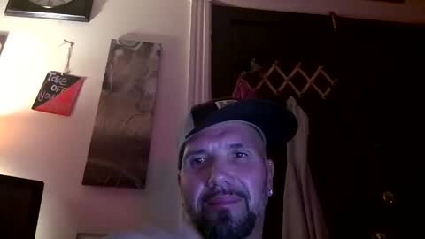 tywinn68 online show from October 15, 2025, 3:17 am