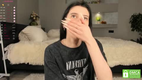 Lili online show from February 23, 2025, 4:57 pm