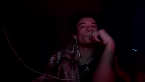 Snapshot of uhdummy chatting on January 1, 2025, 6:37 am snap mixedaddyx ig drexdummy online show from January 1, 2025, 6:37 am