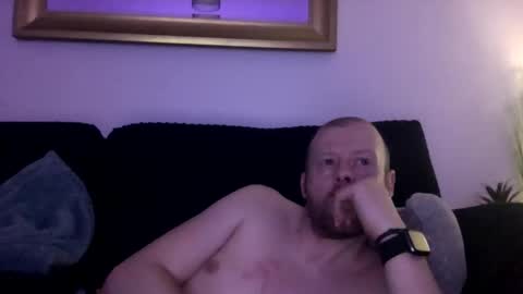 ukmatty3 online show from March 10, 2025, 11:27 pm