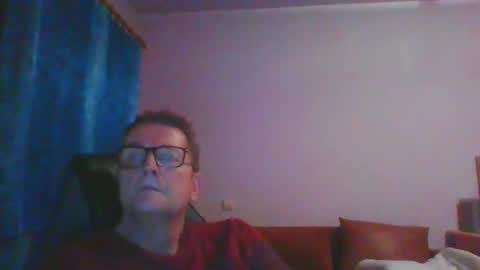 ulmeni4 online show from January 10, 2025, 5:45 pm