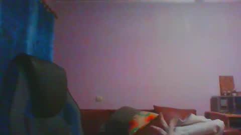 ulmeni4 online show from January 14, 2025, 5:34 pm