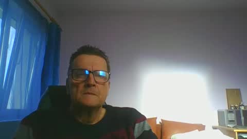 ulmeni4 online show from February 17, 2025, 12:48 pm