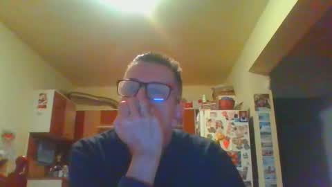 Snapshot of ulmeni4 chatting on February 10, 2026, 4:22 pm ulmeni4 online show from February 10, 2026, 4:22 pm