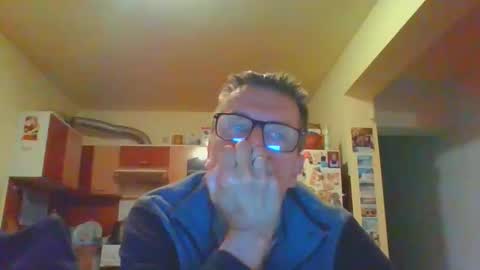 ulmeni7 online show from March 28, 2026, 6:51 pm