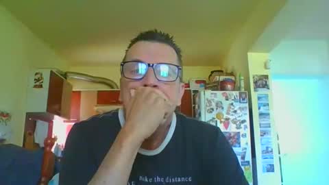 ulmeni7 online show from May 23, 2026, 8:40 am