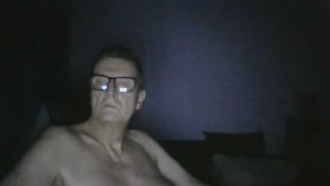 Snapshot of ulmeni7 chatting on July 19, 2026, 11:19 pm ulmeni7 online show from July 19, 2026, 11:19 pm